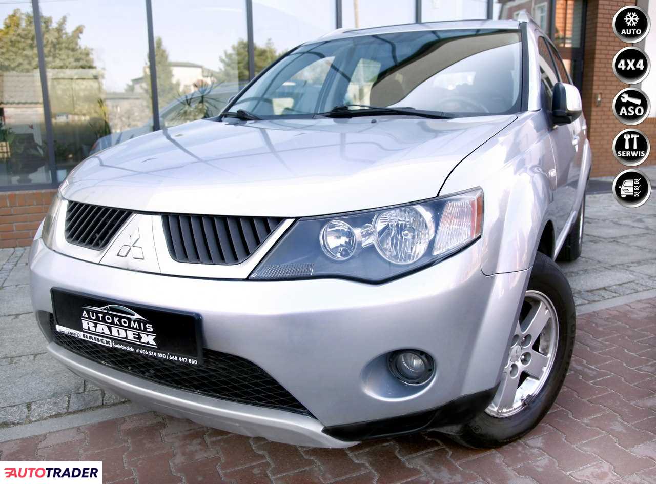 Mitsubishi Outlander 2009 2.0 140 KM