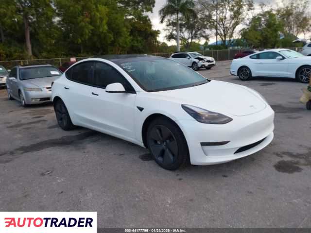 Tesla Model 3 2023
