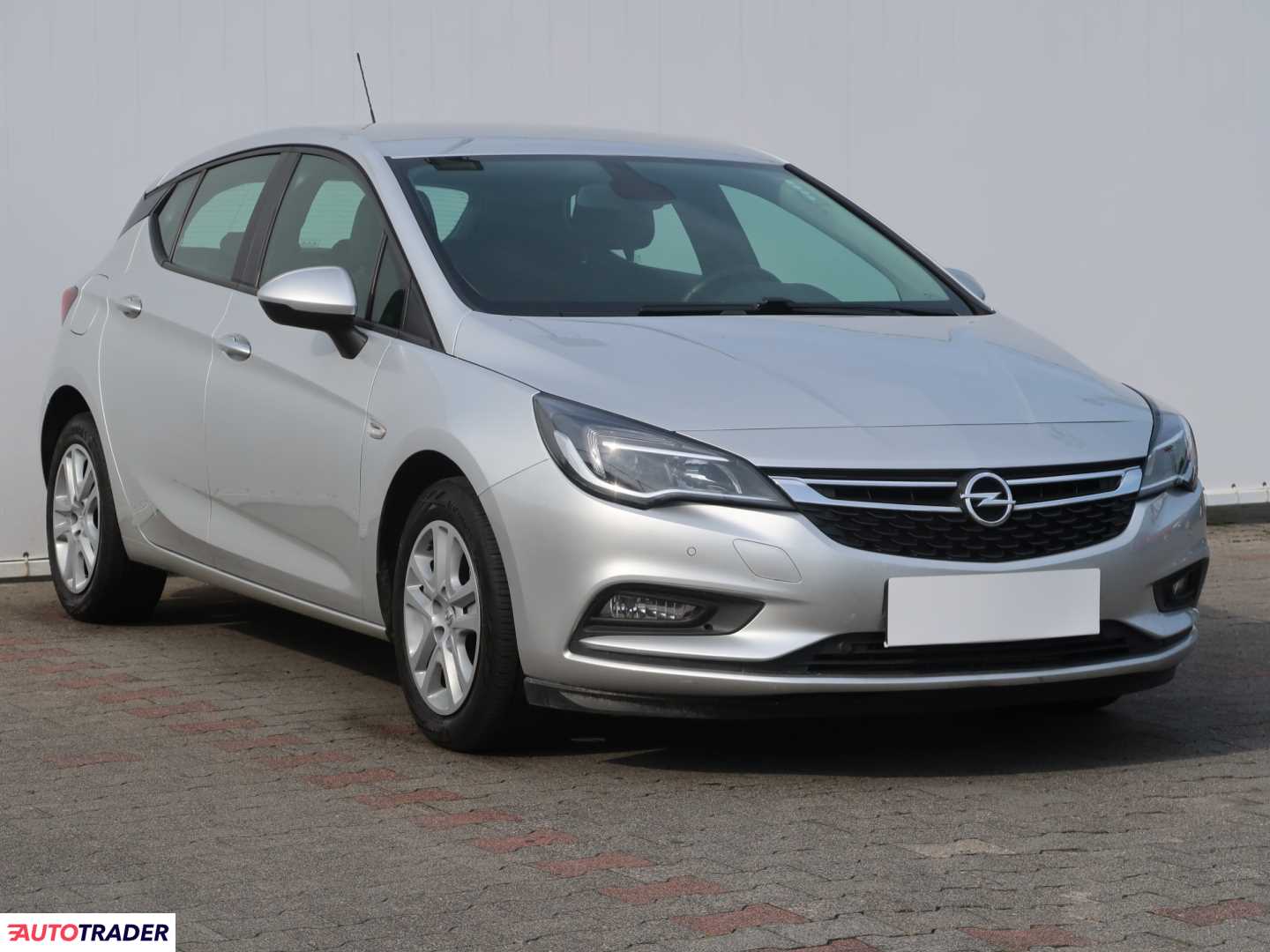 Opel Astra 2019 1.6 108 KM