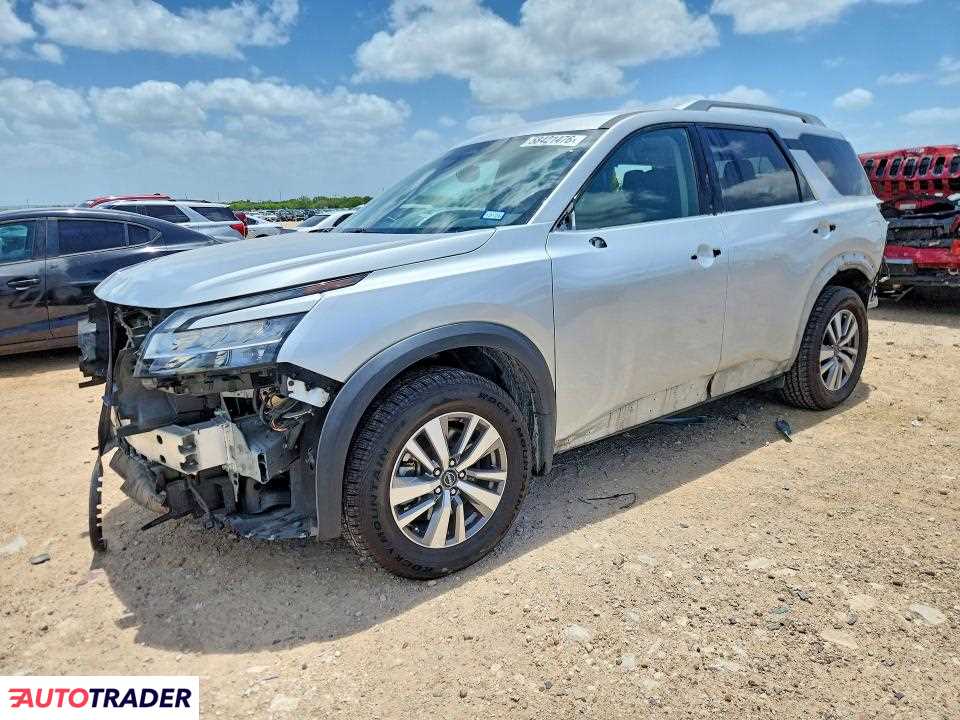 Nissan Pathfinder 2022 3
