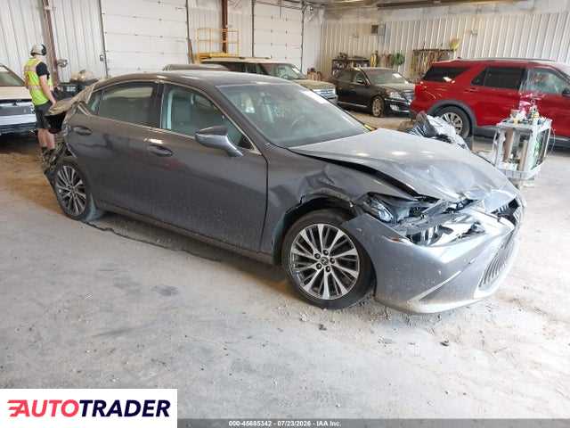 Lexus ES 2020 3