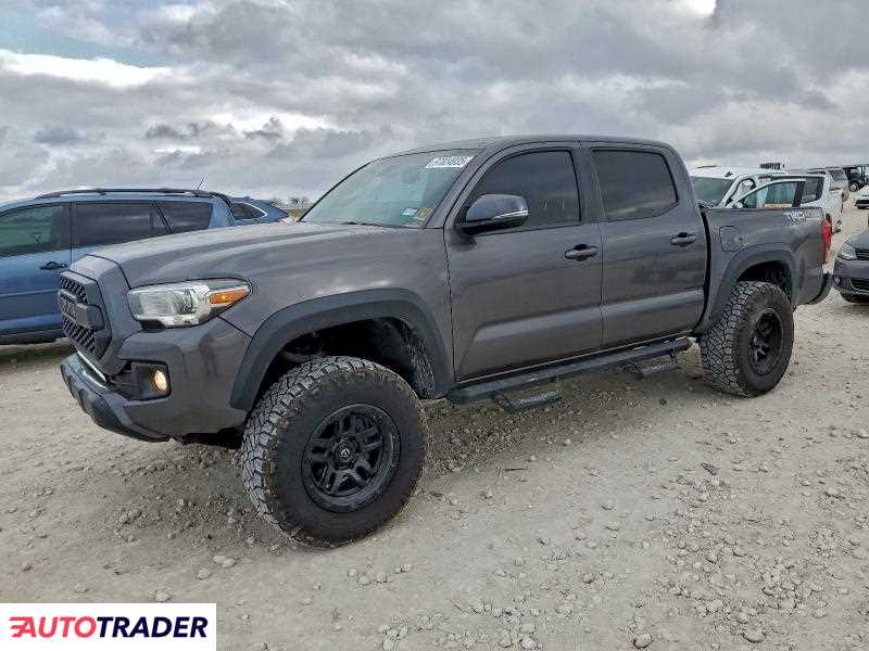 Toyota Tacoma 2019 3