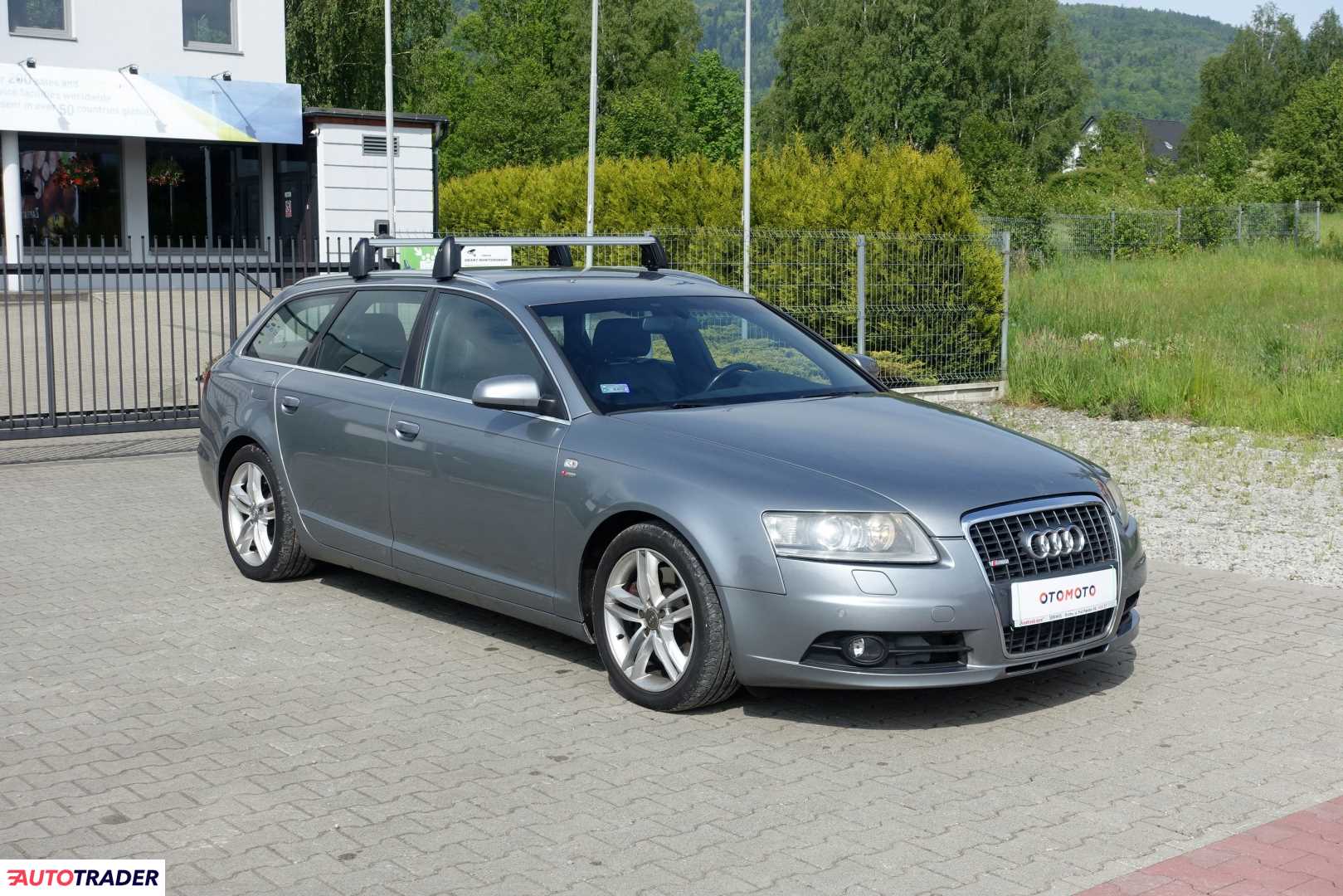 Audi A6 2009 3.0 233 KM
