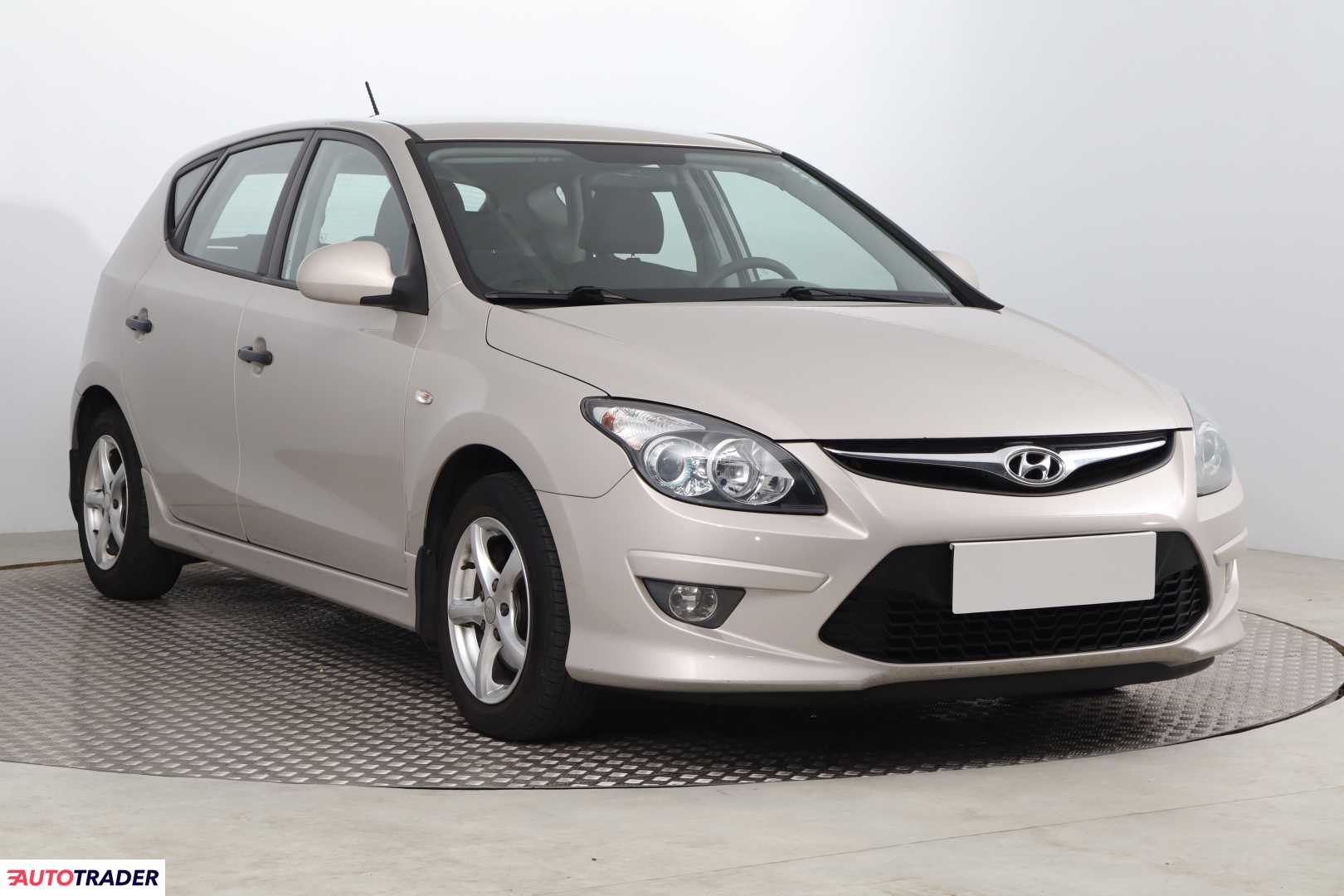 Hyundai i30 1.6 88 KM 2011r. (Piaseczno)