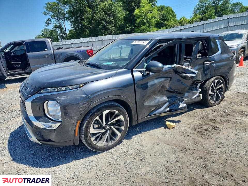 Mitsubishi Outlander 2024 2