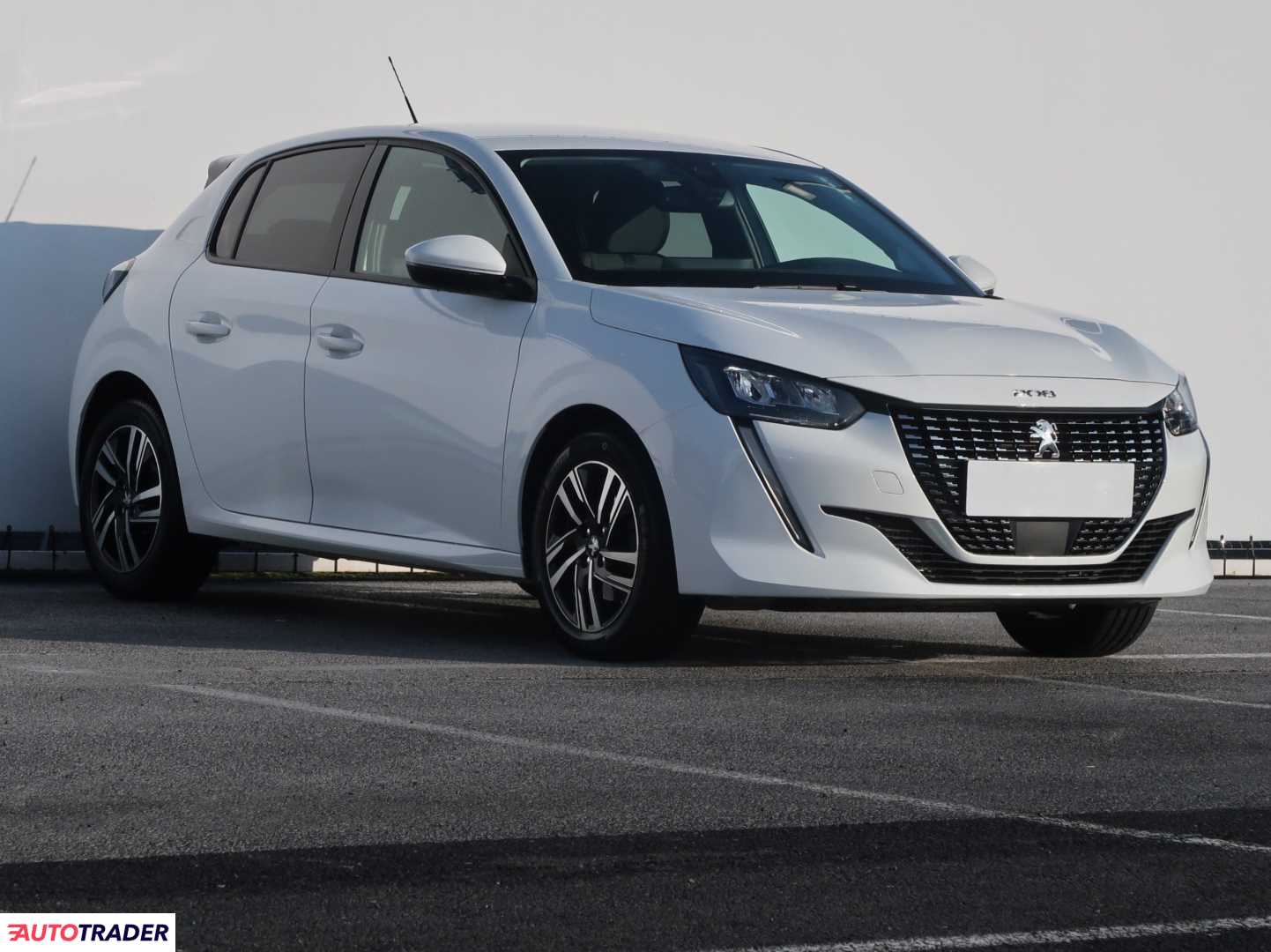 Peugeot 208 2021 1.2 99 KM