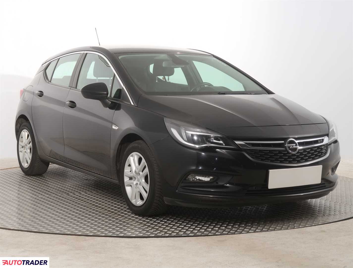 Opel Astra 2019 1.4 123 KM