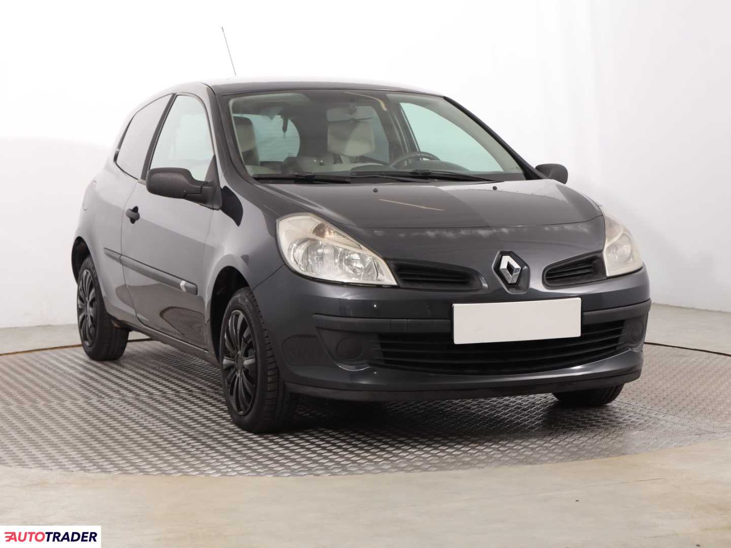Renault Clio 2005 1.1 73 KM