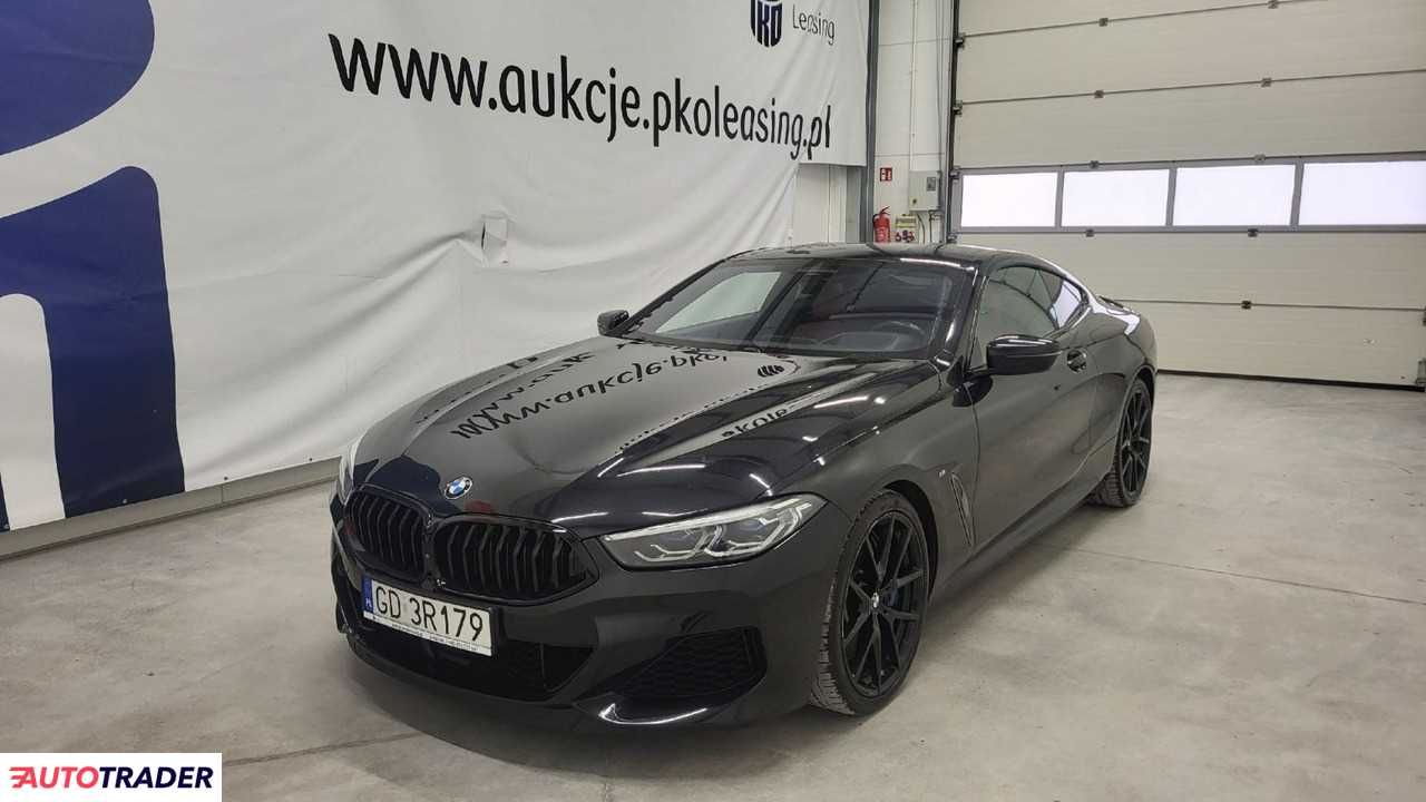 BMW 850 2019 4.4 530 KM