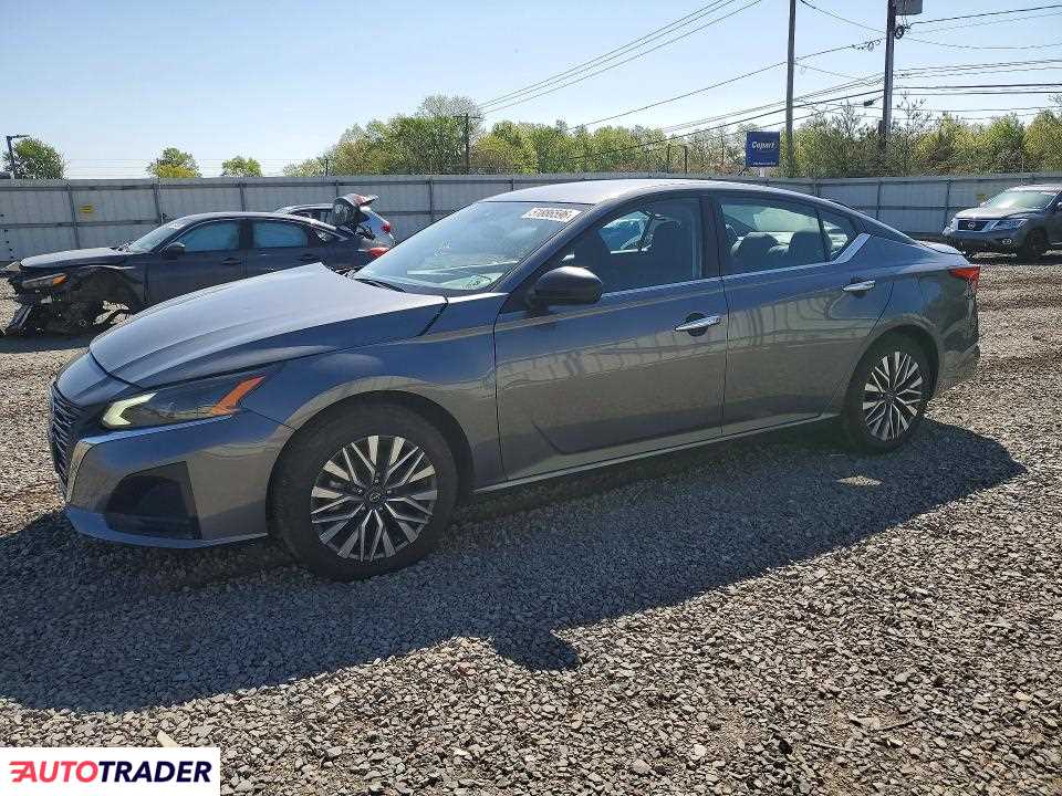Nissan Altima 2024 2