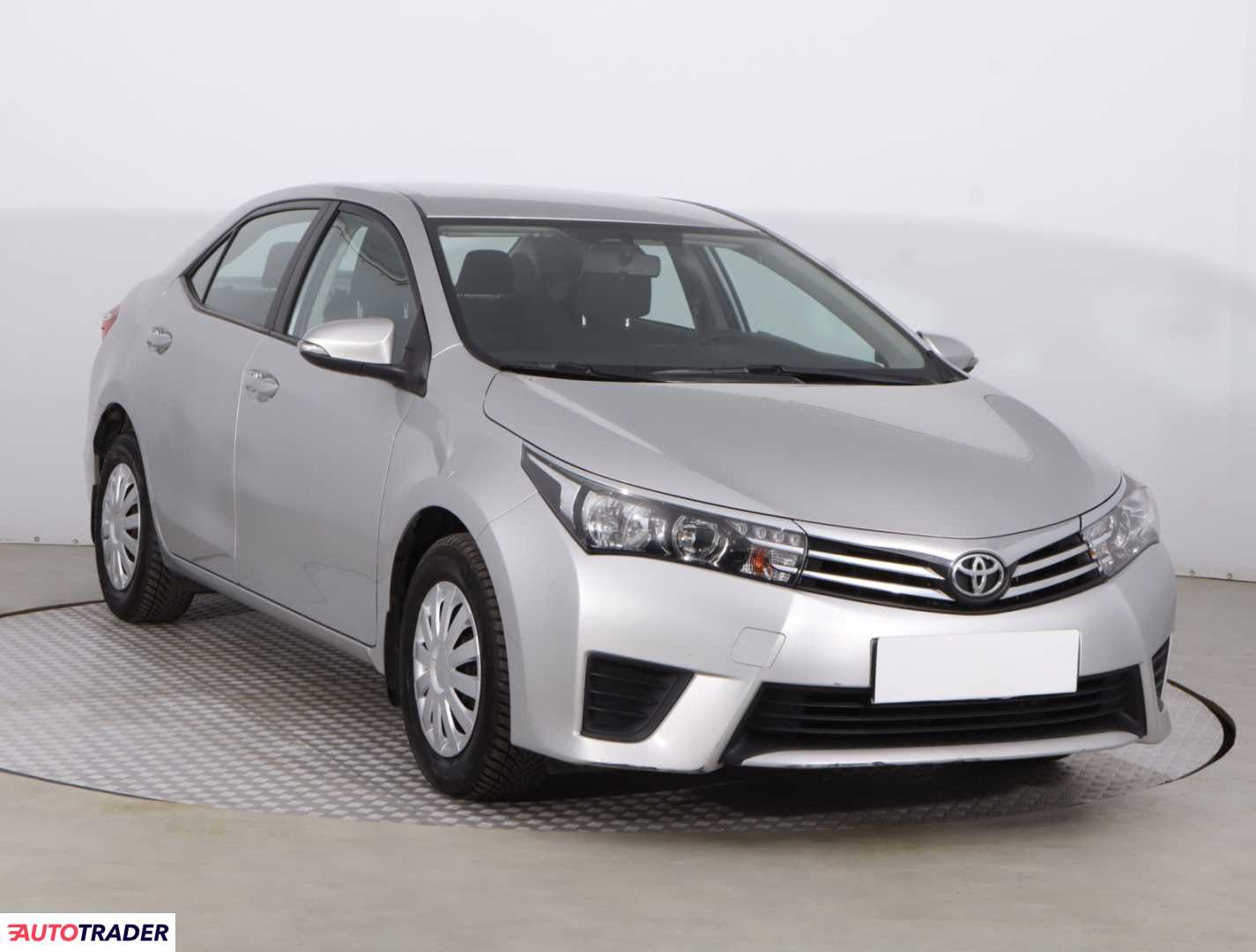 Toyota Corolla 2015 1.6 130 KM