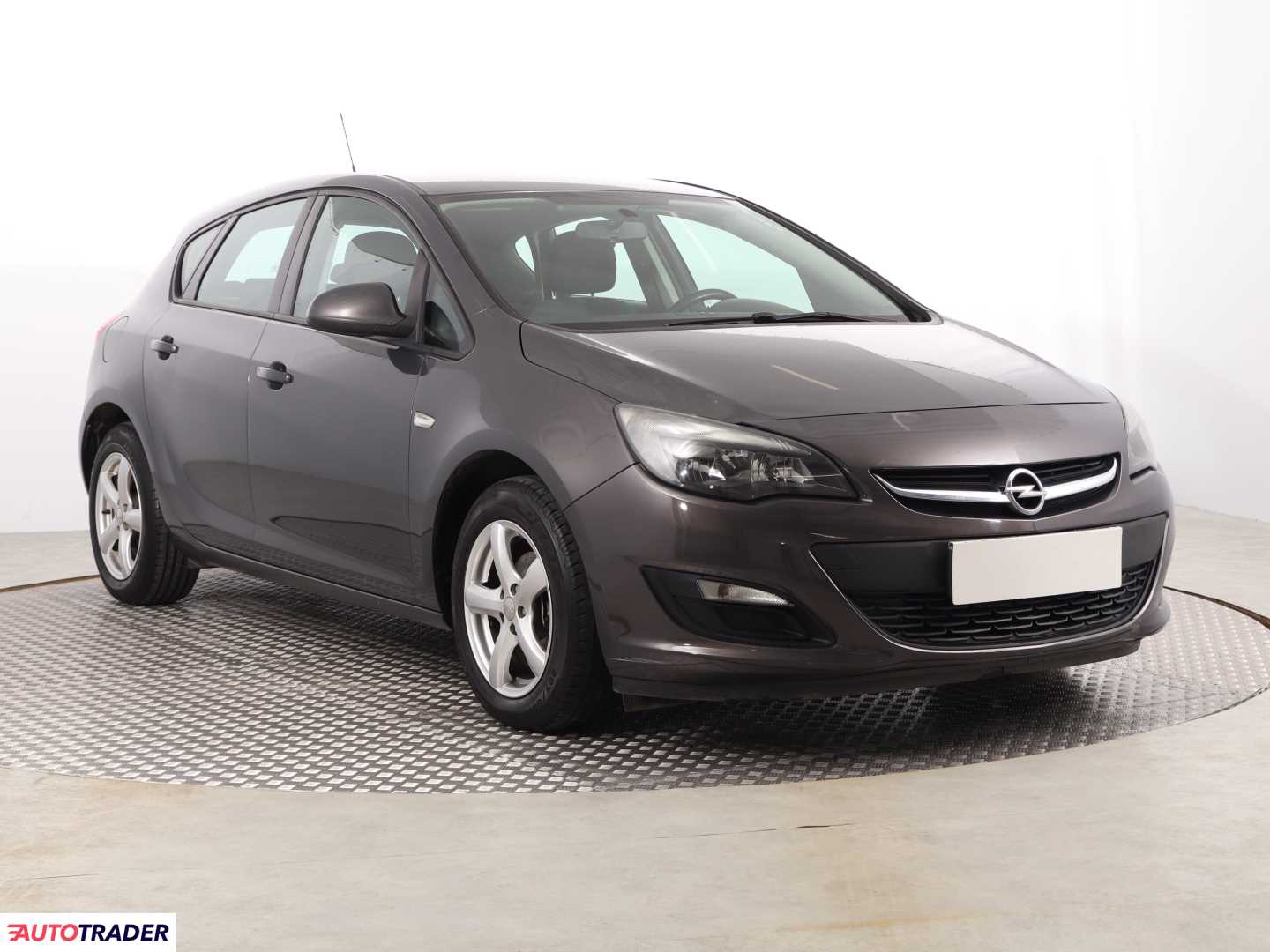 Opel Astra 2013 1.6 113 KM