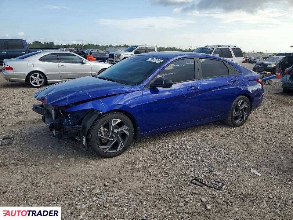 Hyundai Elantra 2025 2