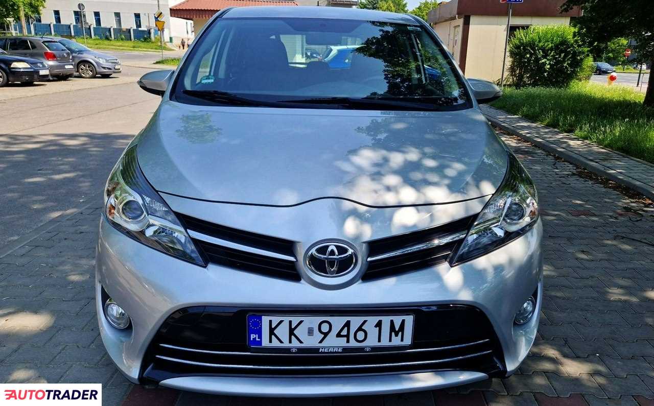 Toyota Verso 2015 1.8 147 KM
