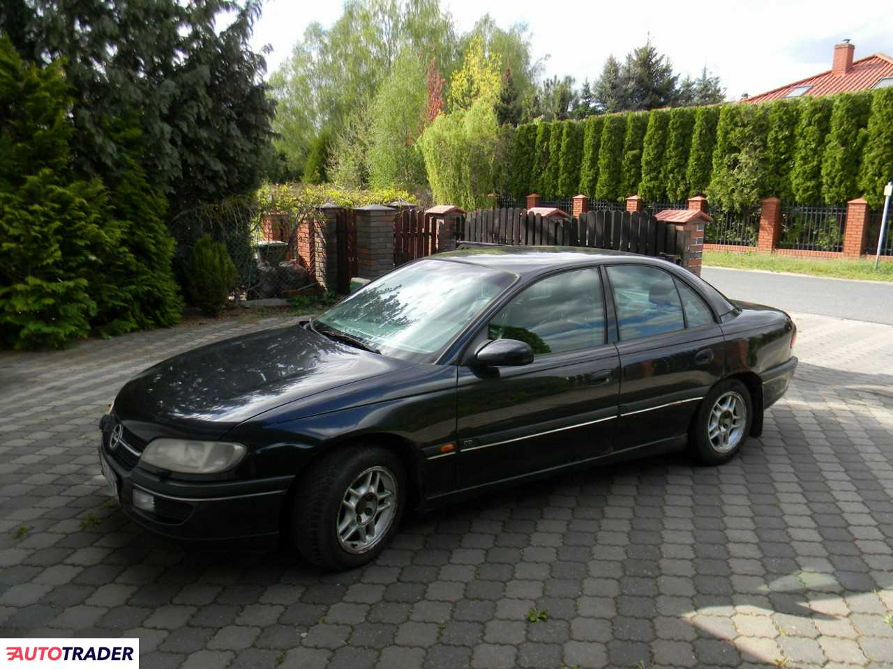 Opel Omega 1998 2 136 KM