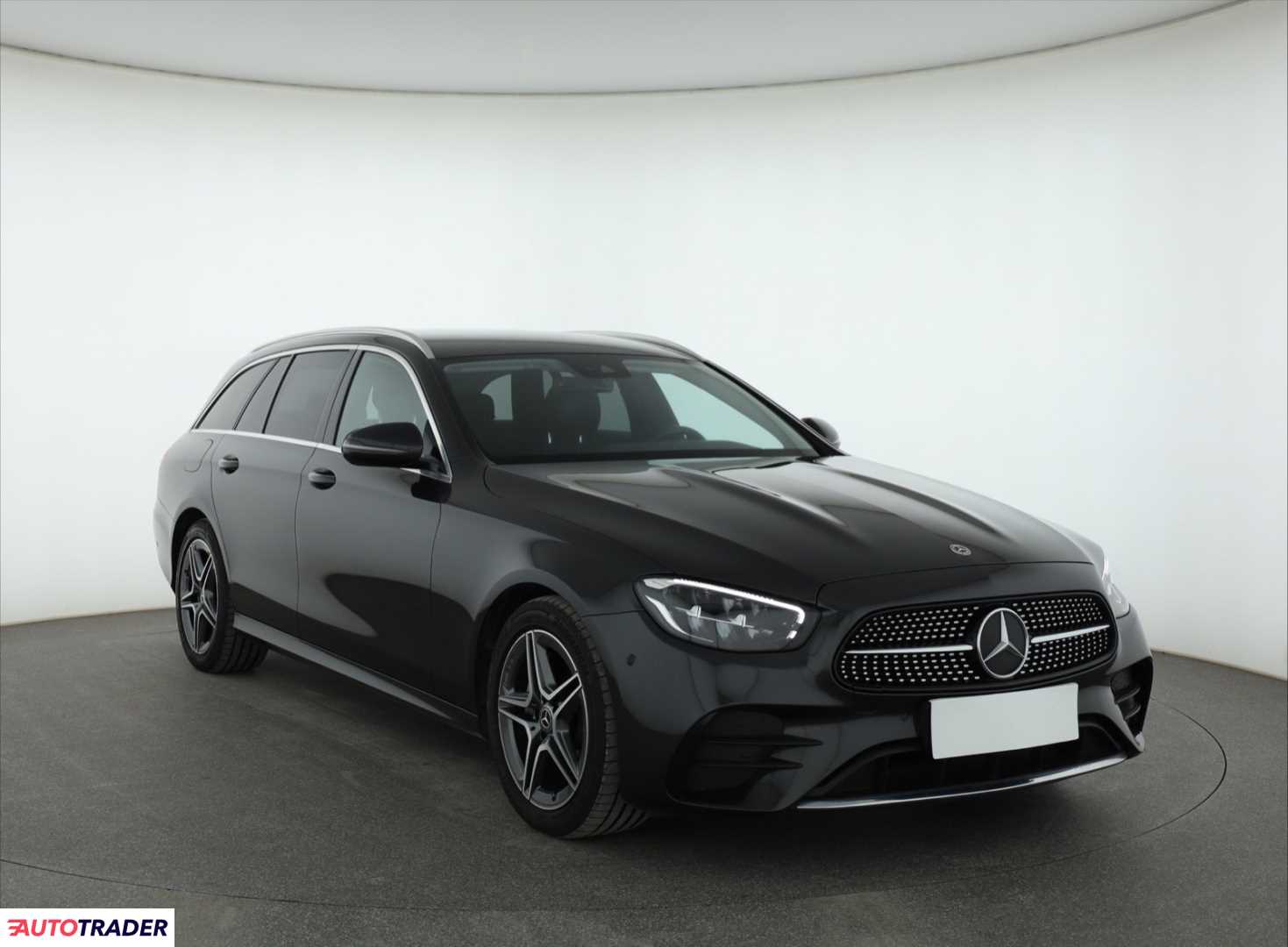 Mercedes E-klasa 2021 2.0 191 KM