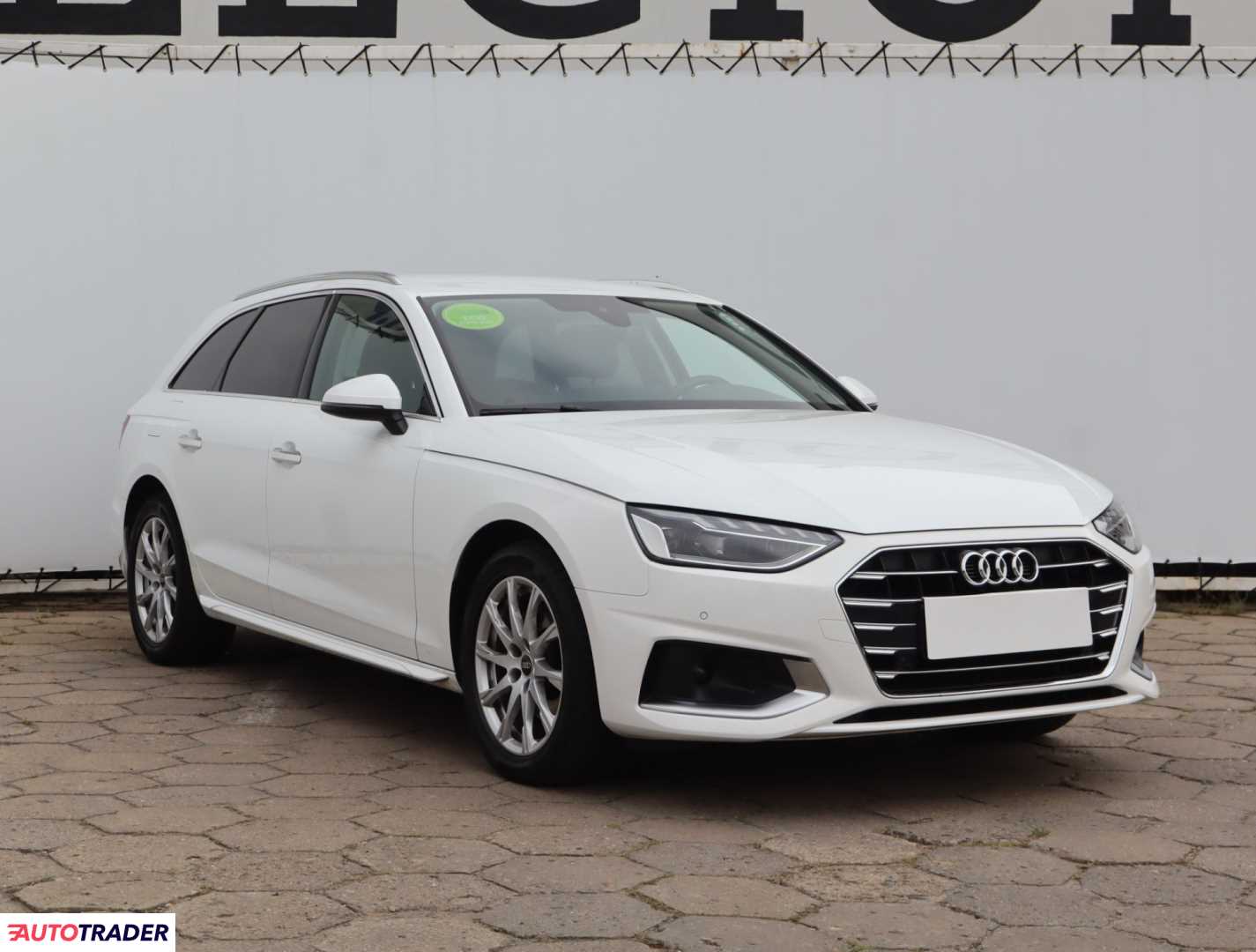 Audi A4 2022 2.0 134 KM Audi A4 2022 2.0 134 KM