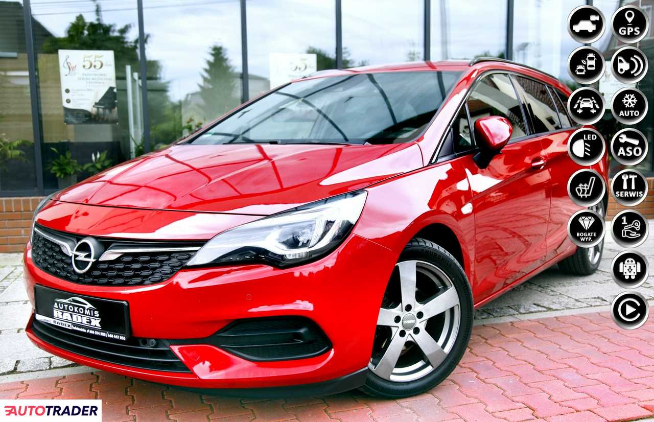 Opel Astra 2019 1.2 110 KM
