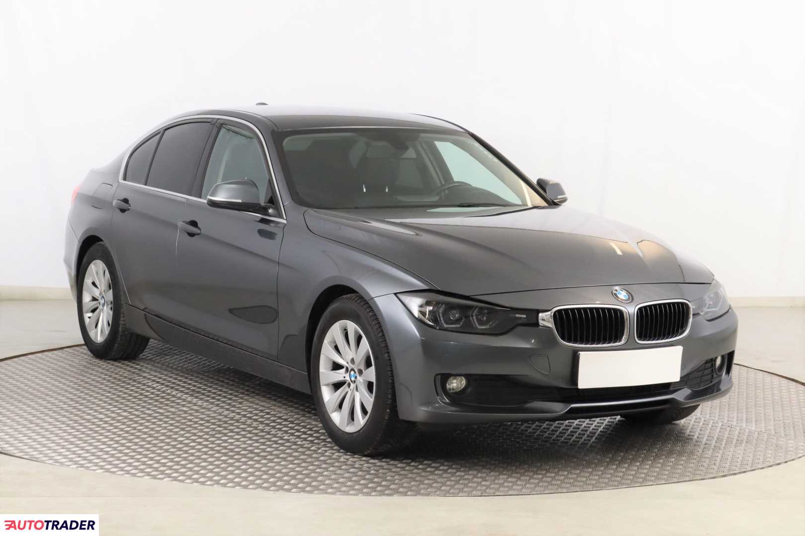 BMW 318 2013 2.0 140 KM BMW 318 2013 2.0 140 KM