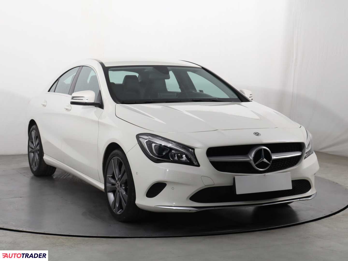 Mercedes Pozostałe 2017 1.6 120 KM