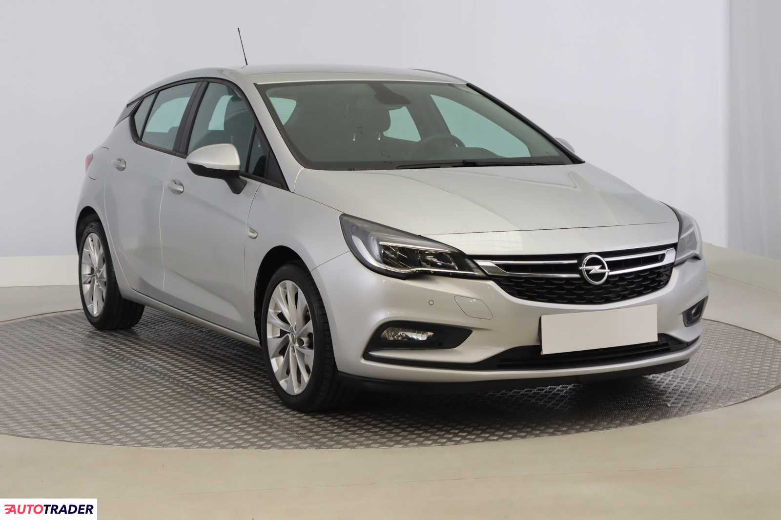 Opel Astra 2019 1.4 123 KM