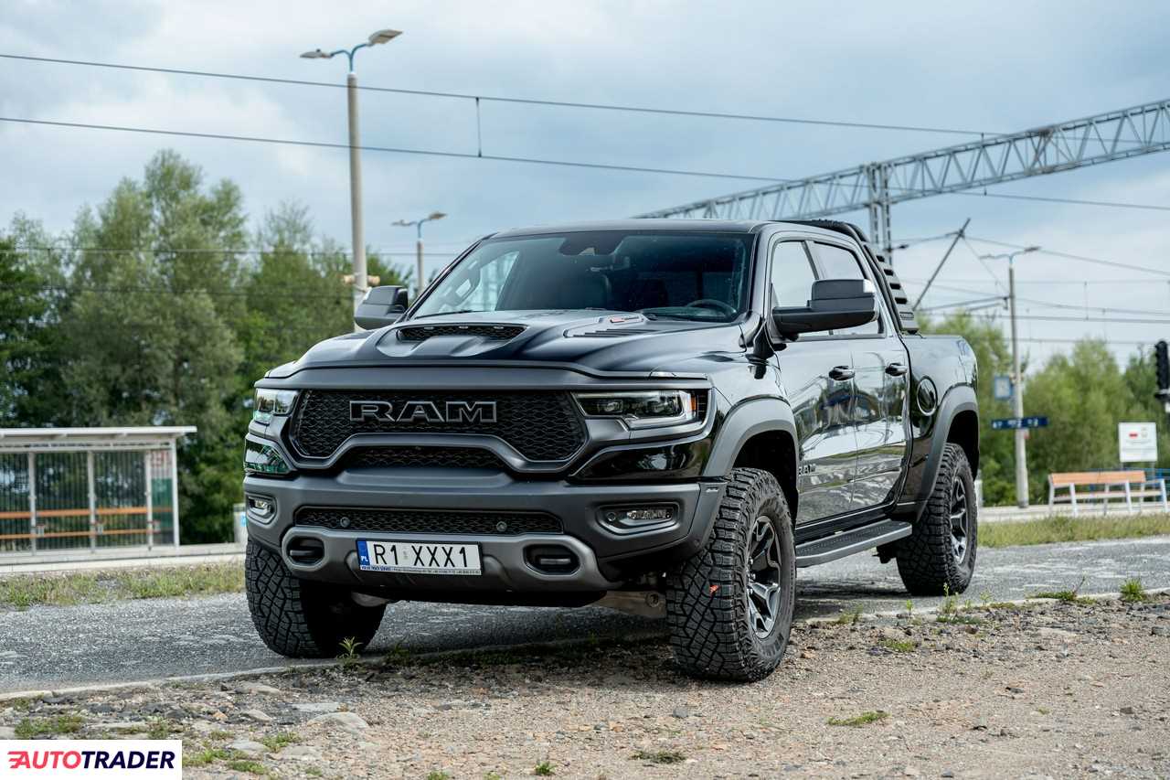 Dodge Ram 2023 6.2 702 KM