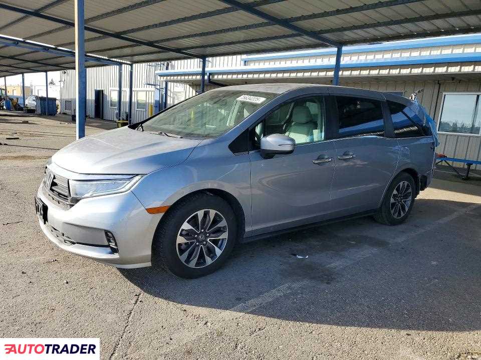 Honda Odyssey 2021 3