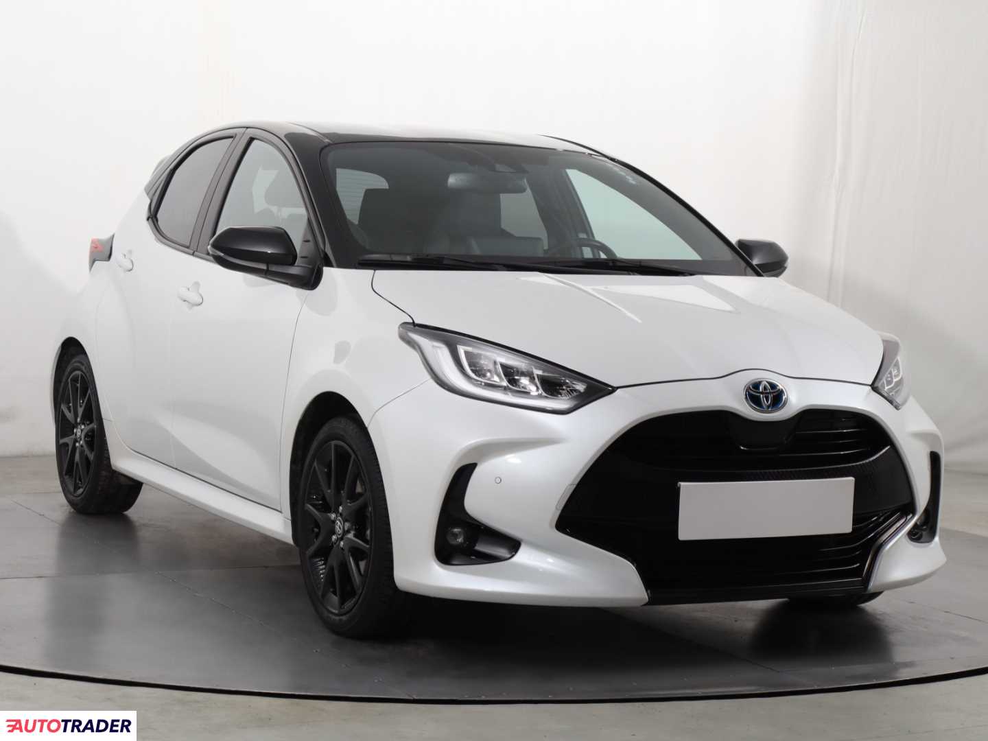 Toyota Yaris 2022 1.5 113 KM