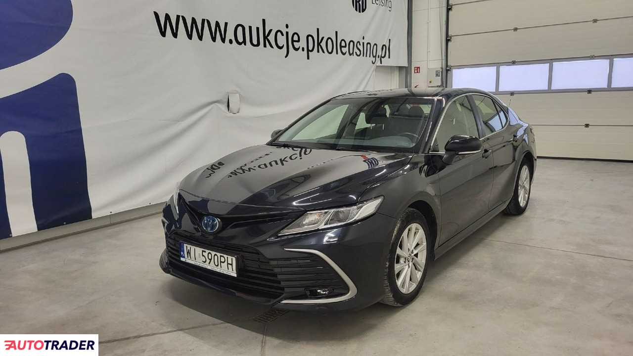 Toyota Camry 2021 2.5 178 KM