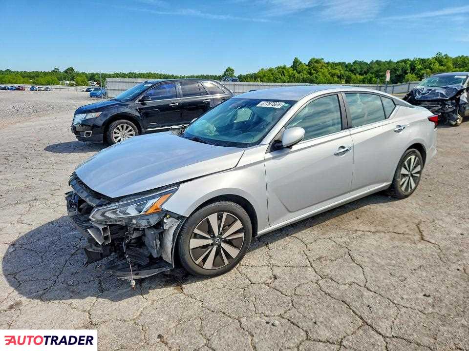 Nissan Altima 2021 2