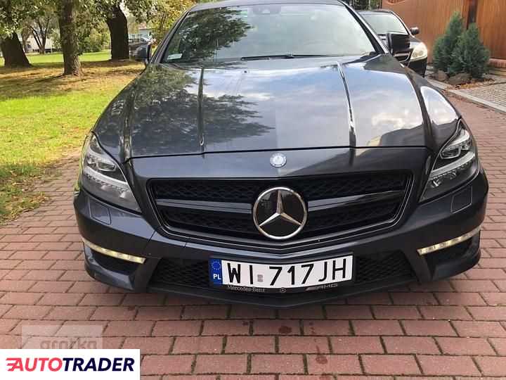 Mercedes CLS 5.5 benzyna 557 KM 2012r. (warszawa)