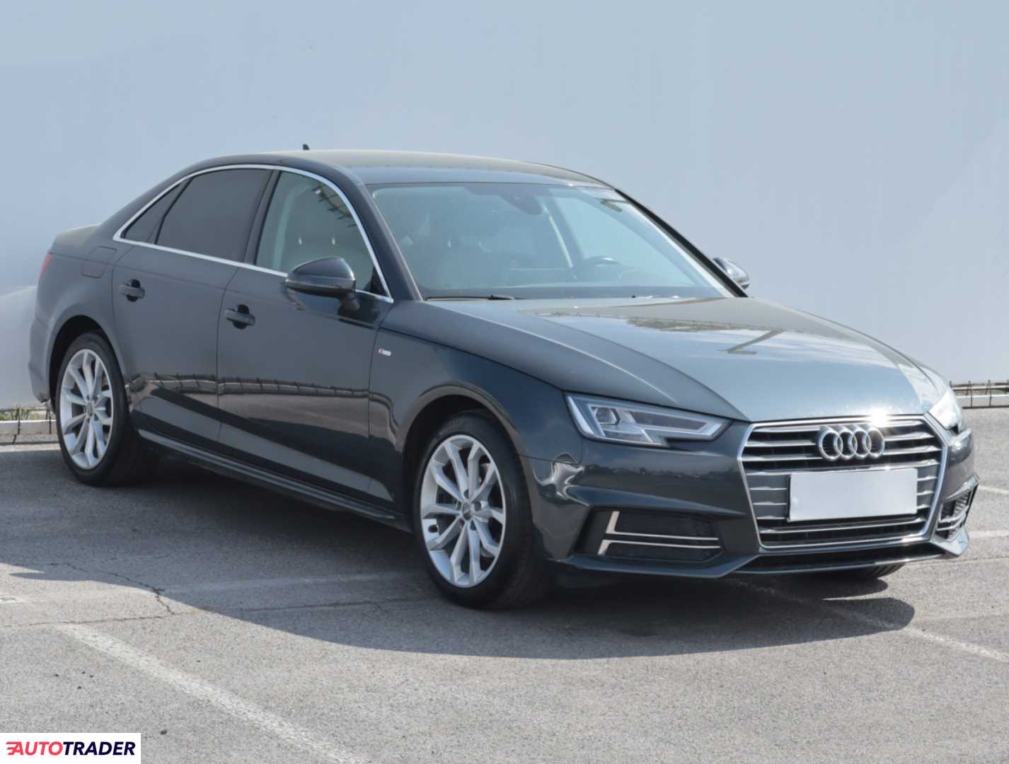 Audi A4 2017 2.0 147 KM