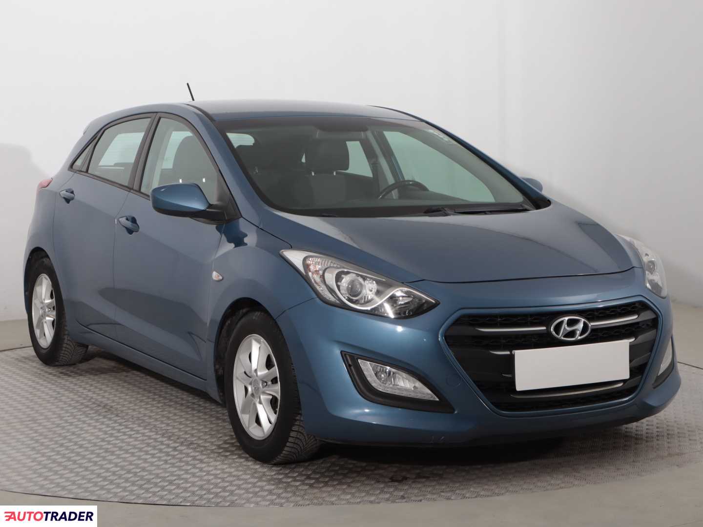 Hyundai i30 2015 1.4 88 KM Hyundai i30 2015 1.4 88 KM