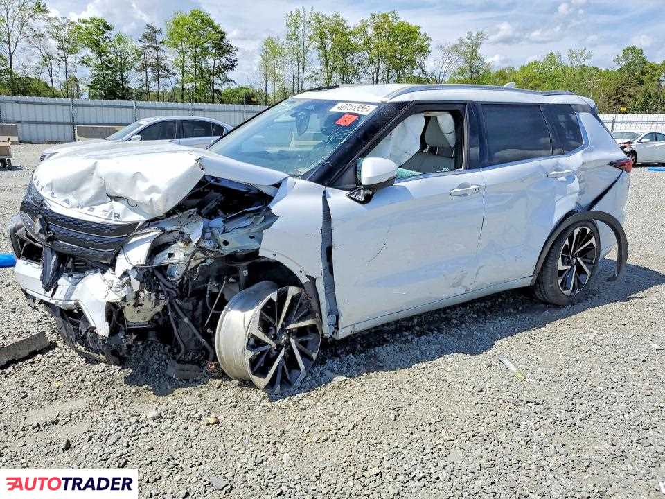 Mitsubishi Outlander 2024 2