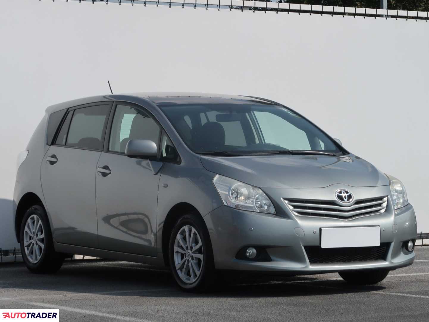 Toyota Verso 2012 2.0 124 KM