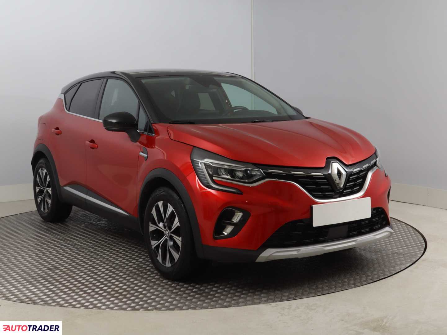 Renault Captur 2023 1.6 140 KM