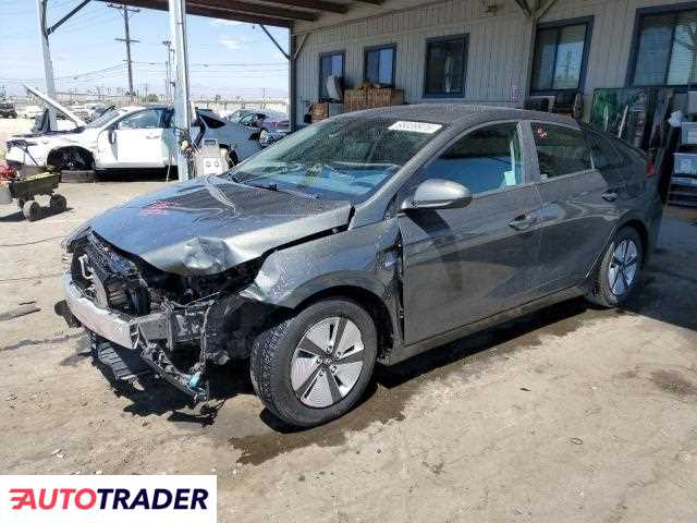 Hyundai IONIQ Hybrid 2020 1