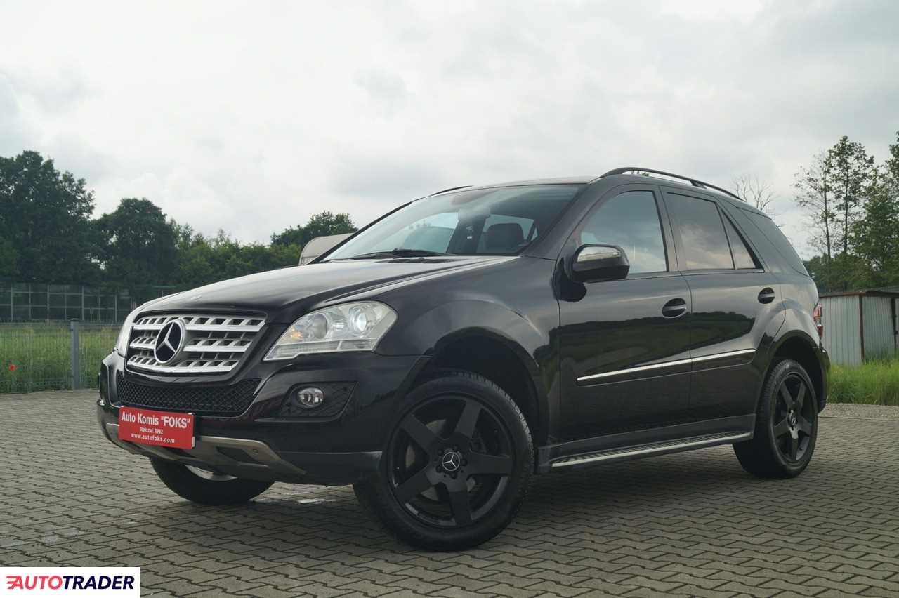 Mercedes M-klasa 2009 3.5 272 KM