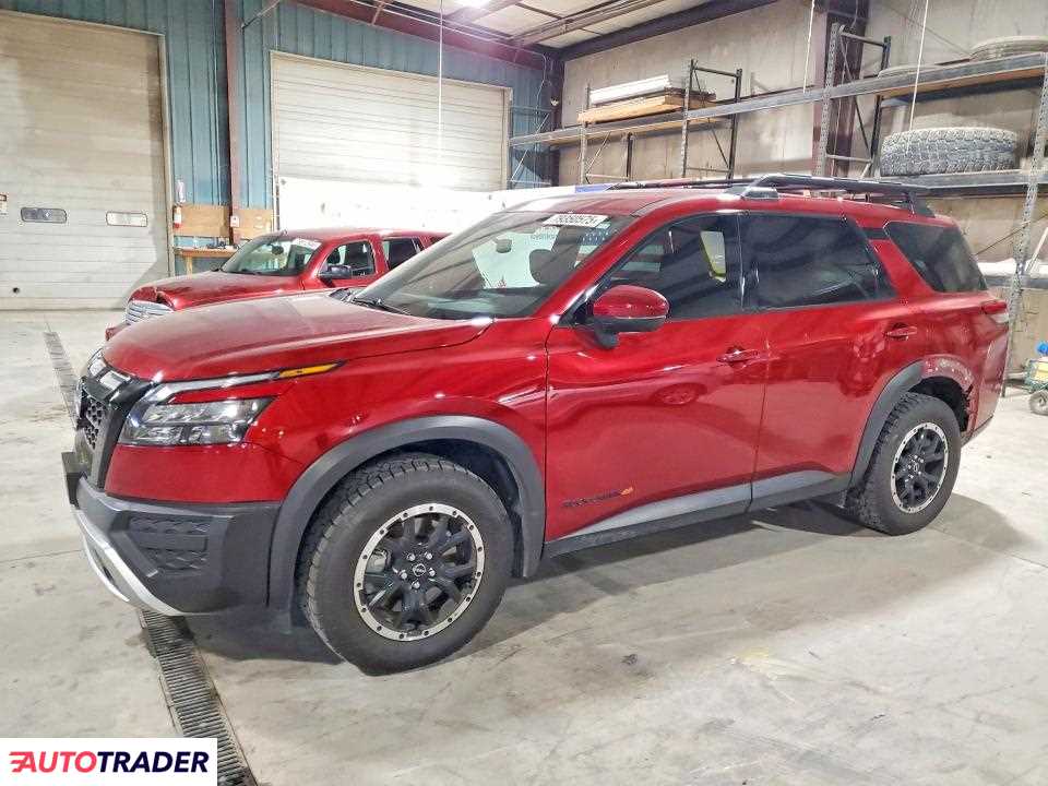 Nissan Pathfinder 2024 3