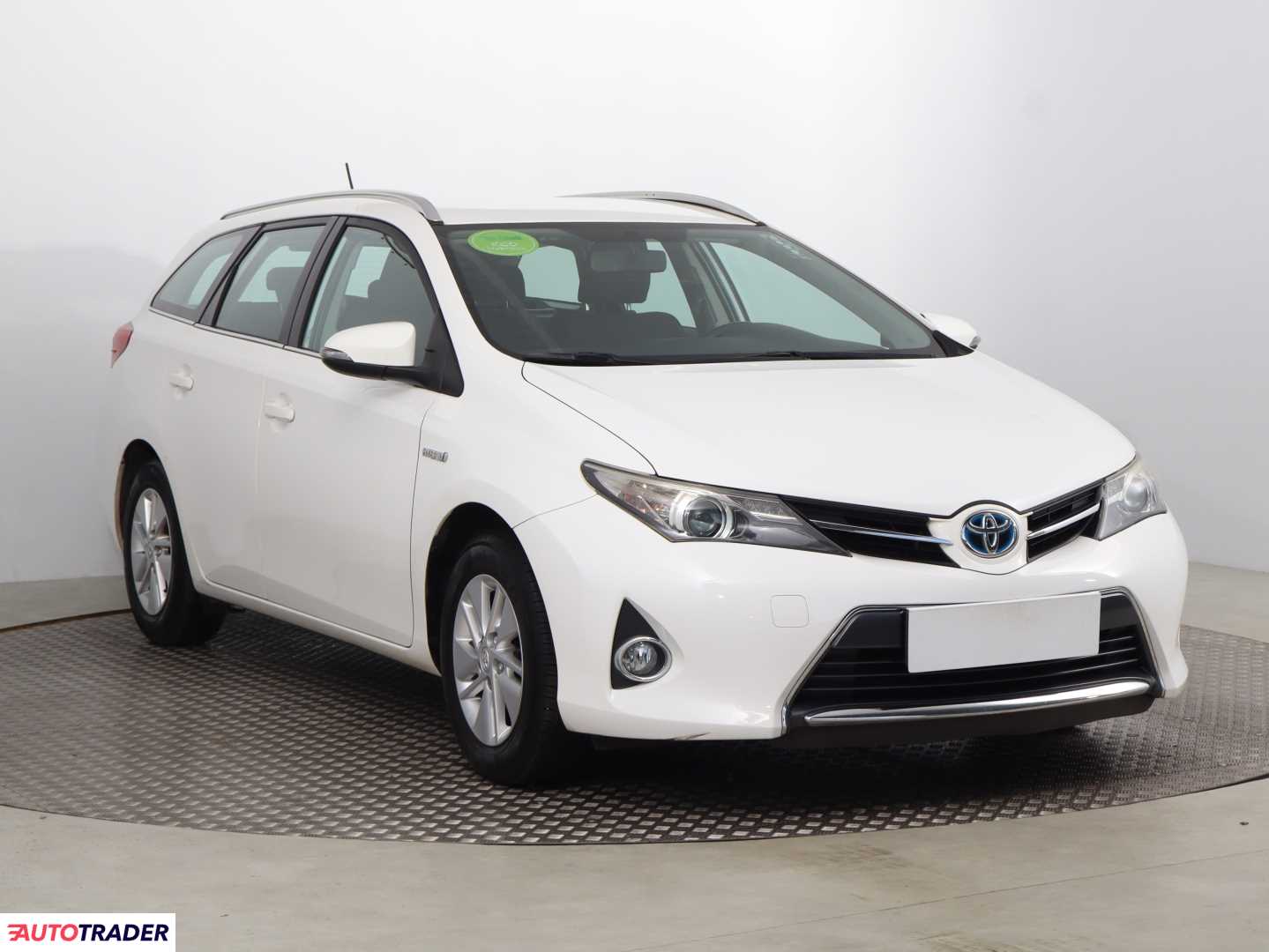 Toyota Auris 2014 1.8 134 KM Toyota Auris 2014 1.8 134 KM