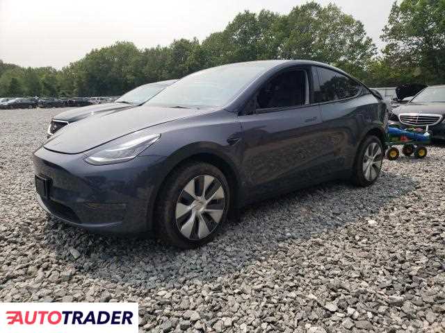 Tesla Model Y 2022 Tesla Model Y 2022
