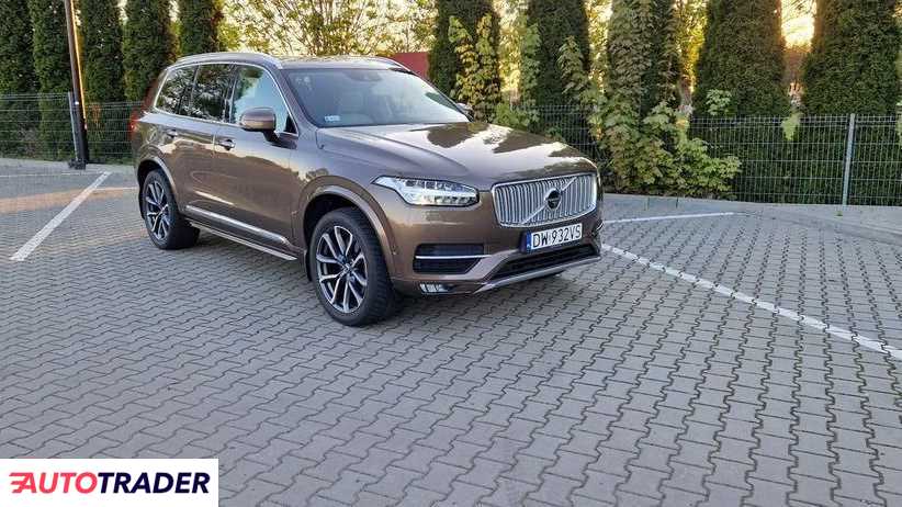 Volvo XC90 2015 2.0 225 KM