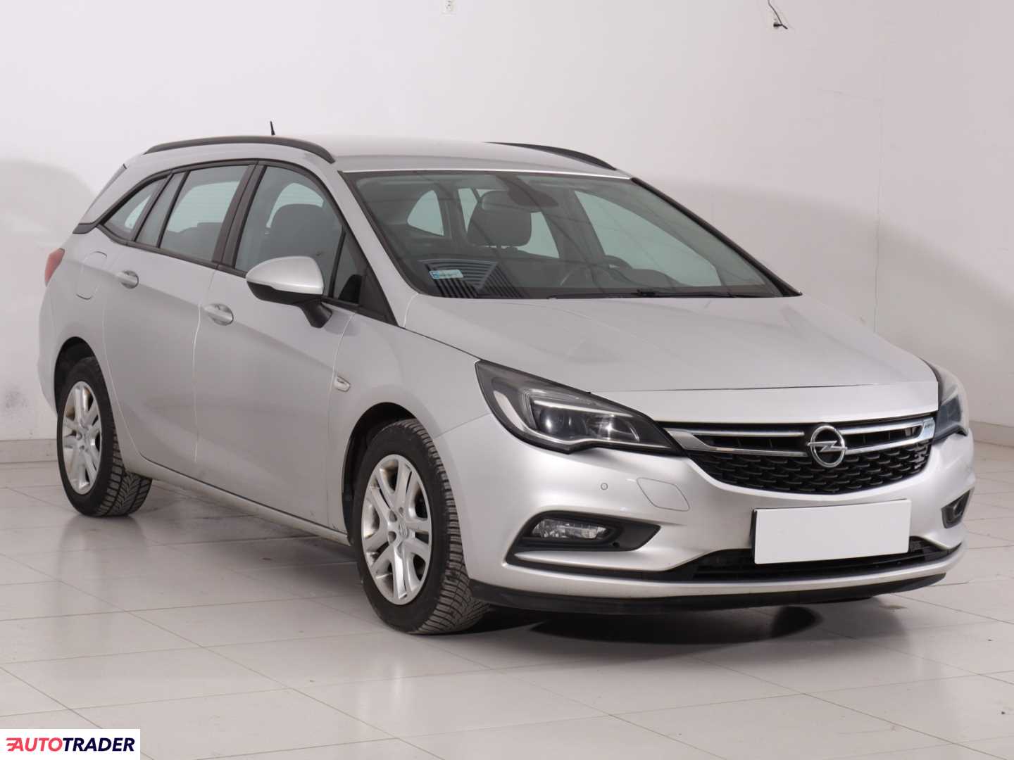 Opel Astra 2017 1.6 108 KM