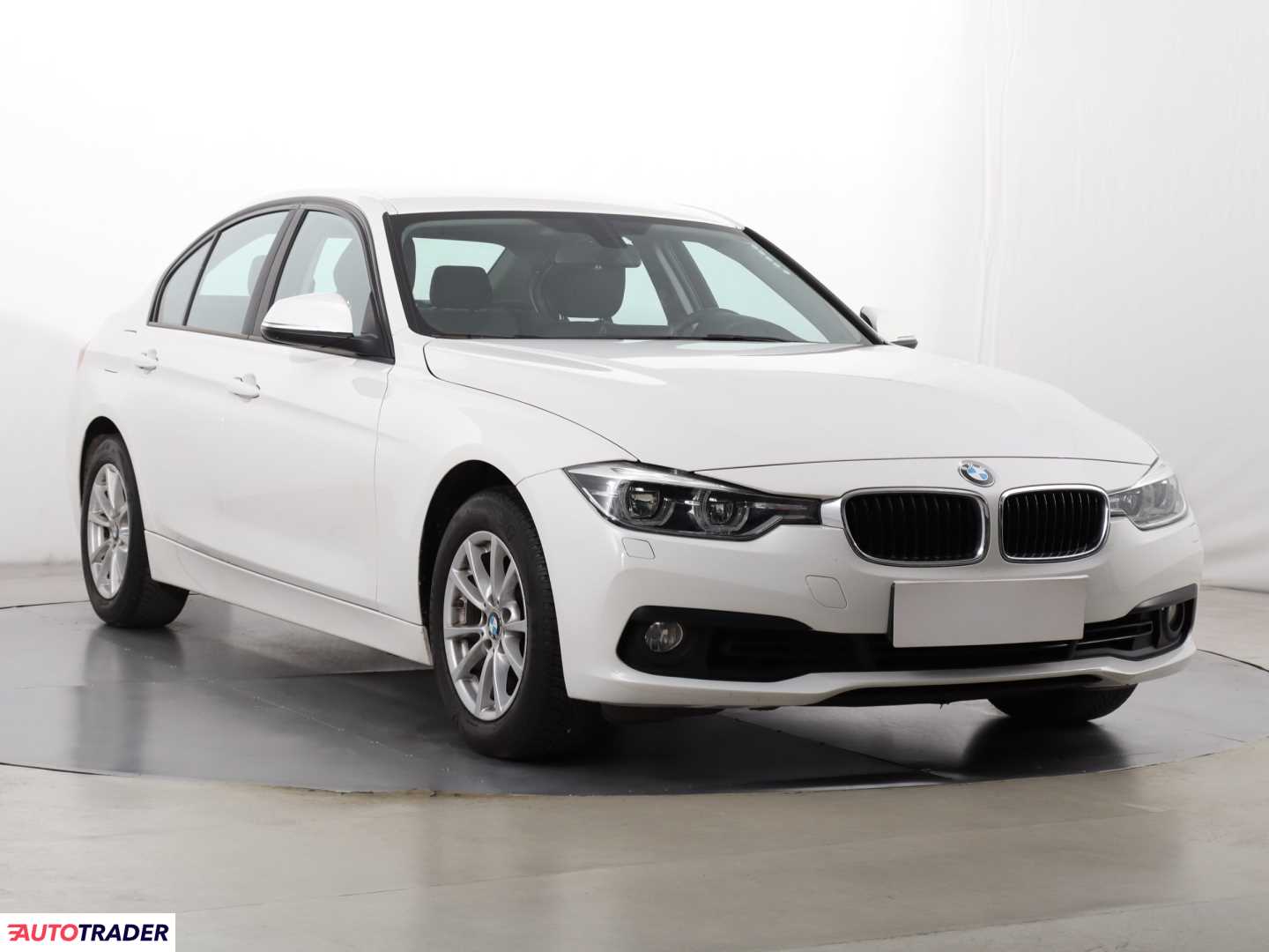 BMW 318 2016 1.5 134 KM