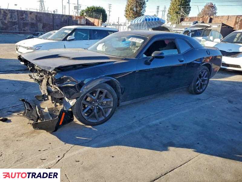 Dodge Challenger 2021 3
