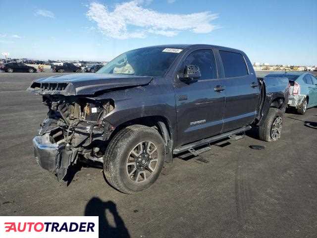 Toyota Tundra 2020 5