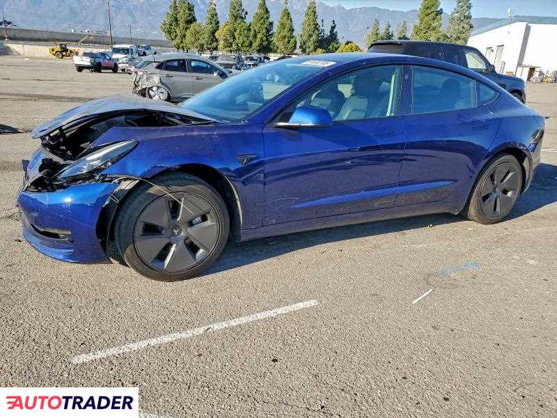 Tesla Model 3 2023