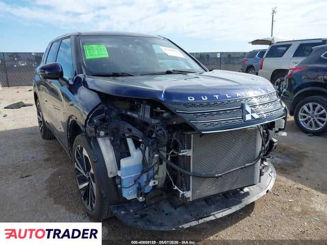 Mitsubishi Outlander 2024 2