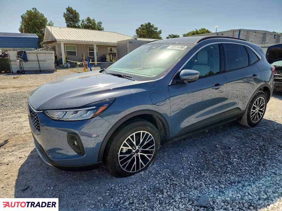 Ford Escape 2024 2