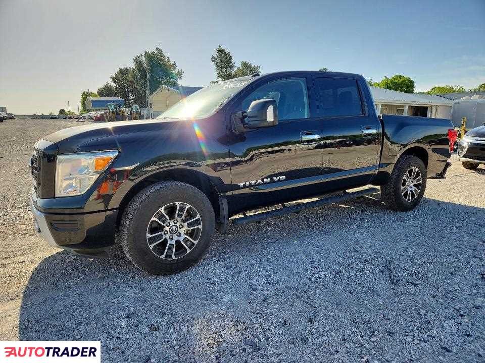 Nissan Titan 2020 5